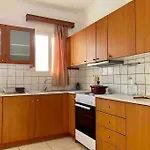 Daire Spacious Apartment, Steps From The - El Greco No 12 İstanköy