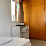 Apartament Spacious Apartment, Steps From The - El Greco No 12 *